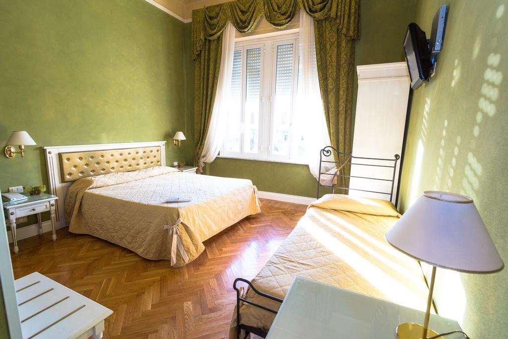 Hotel Gennarino Livorno Phòng bức ảnh