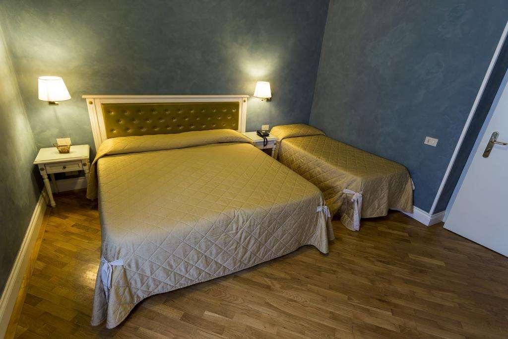 Hotel Gennarino Livorno Phòng bức ảnh