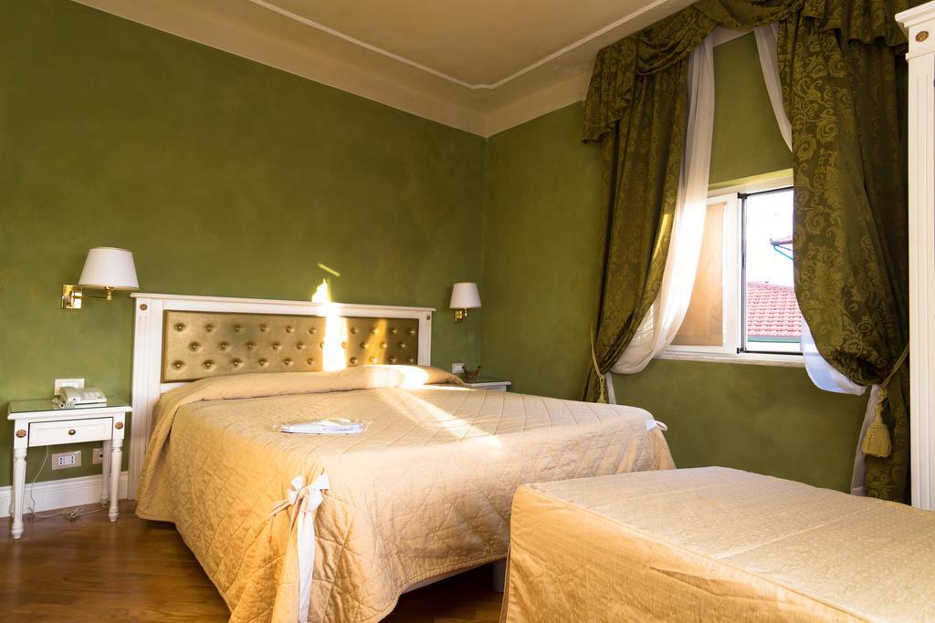 Hotel Gennarino Livorno Phòng bức ảnh
