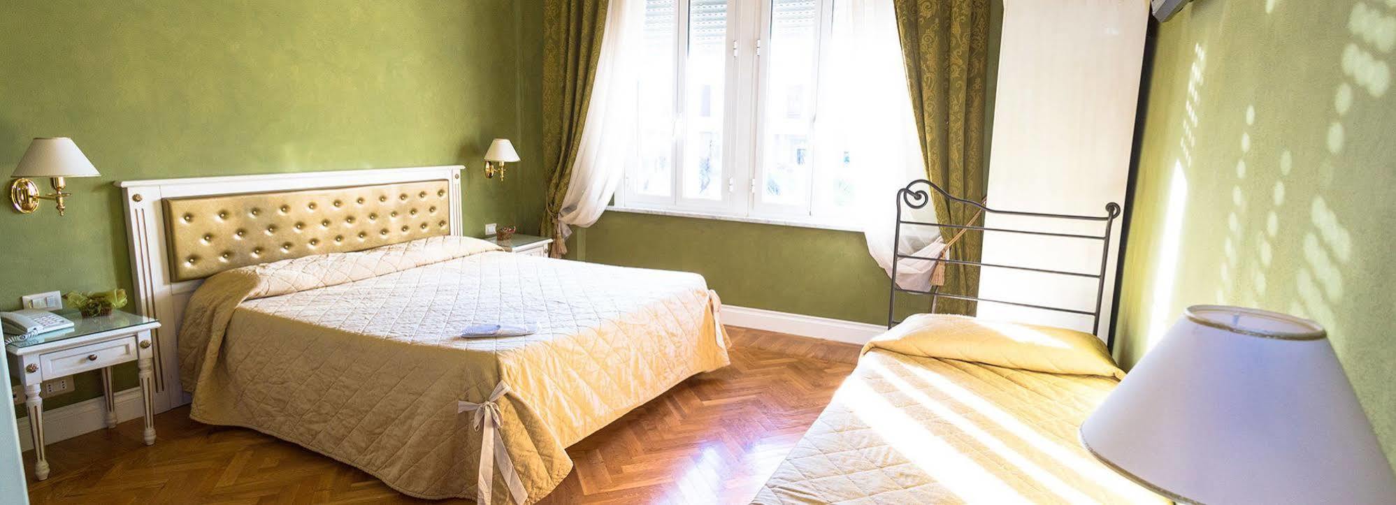 Hotel Gennarino Livorno Ngoại thất bức ảnh